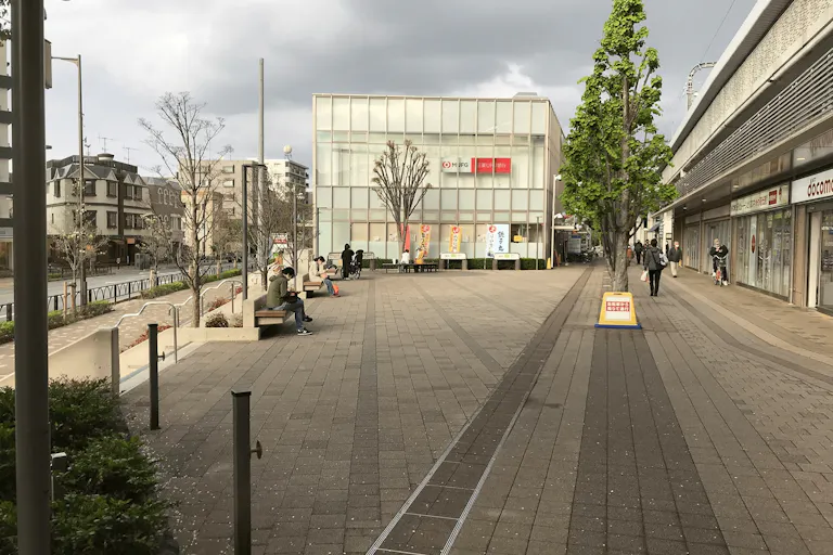 【経堂テラスガーデン】経堂テラスガーデン三角広場の画像1