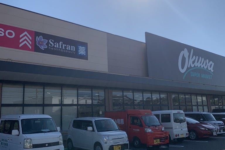 【オークワ和泉中央】プロモーションに最適な風除室スペースの画像5