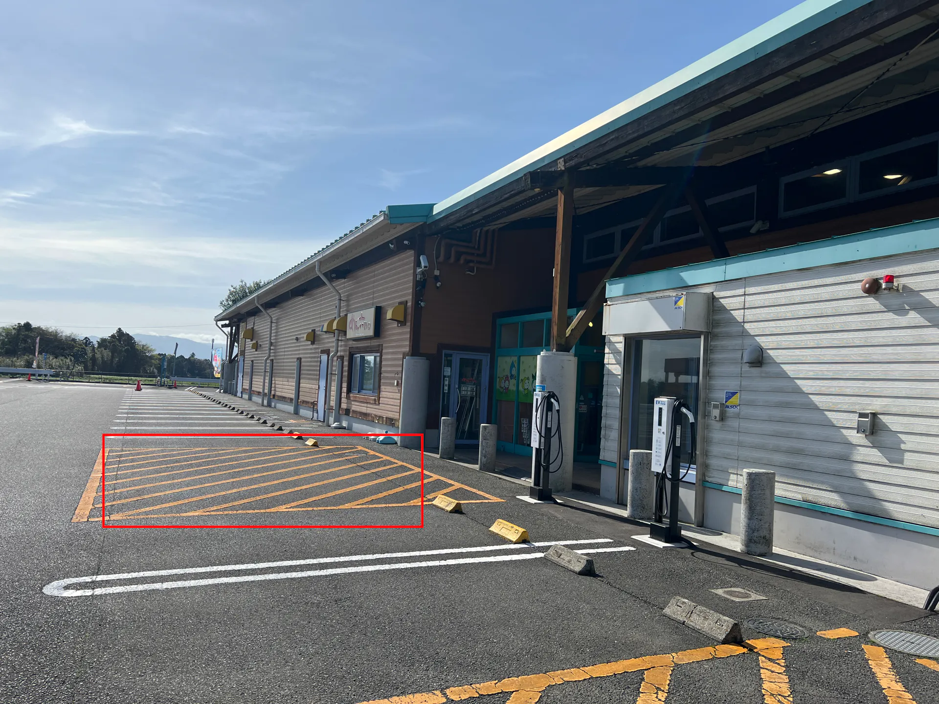 【ダイナム鹿児島鹿屋店ゆったり館】キッチンカー出店やプロモーションイベントに最適なアミューズメント施設のイベントスペース