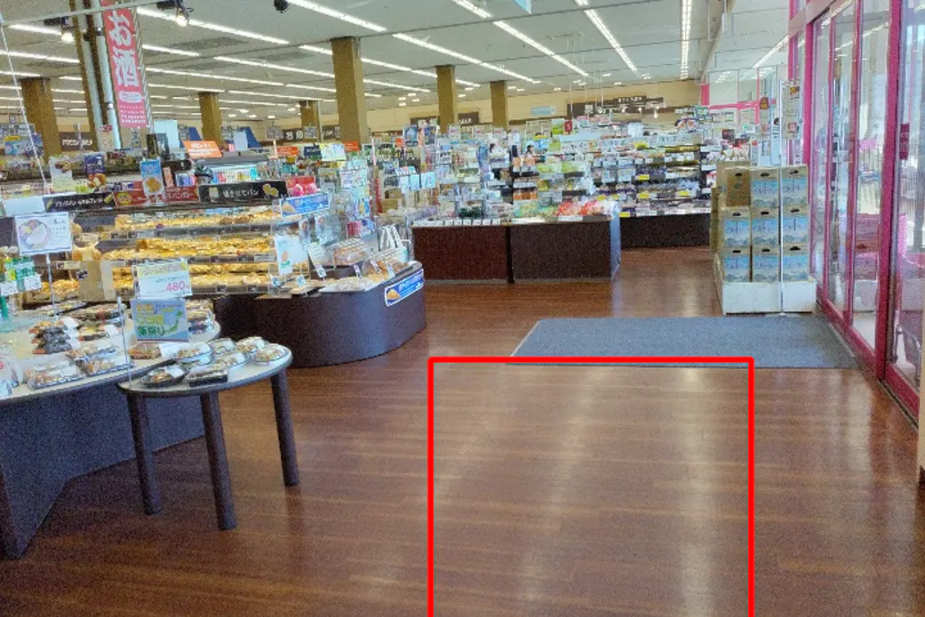 【マックスバリュ能代北店】総菜売り場前催事場 販促プロモーションや物販に最適なスーパー店内催事イベントスペース
