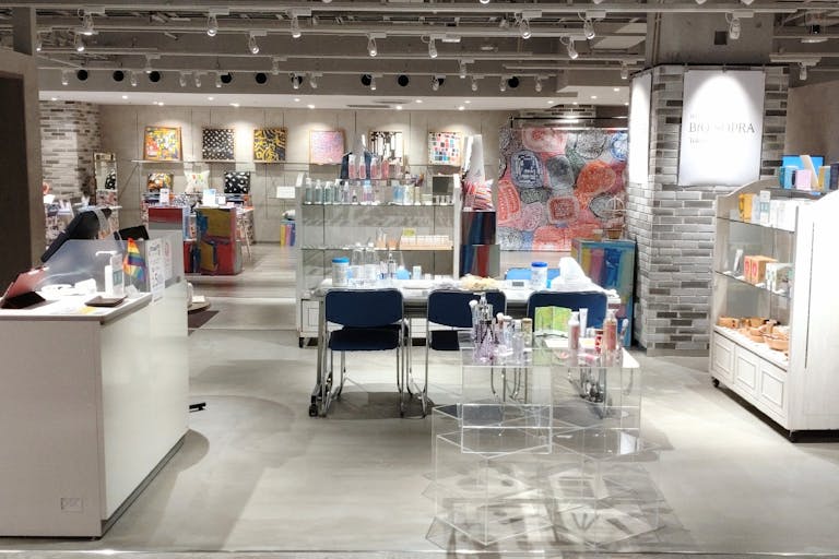 ãæžè°·ã¢ãã£ã4éã«ã¬ã³ããªãŠã D02ãç©è²©ãäžããšã¹ã«ã¬ãŒã¿ãŒãããä»åšãå°çšã¢ãã¿ãŒå®åã®ç»å8