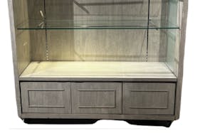 【渋谷モディ】4階カレンダリウムD02【物販】上りエスカレーターすぐ、什器や専用モニター完備