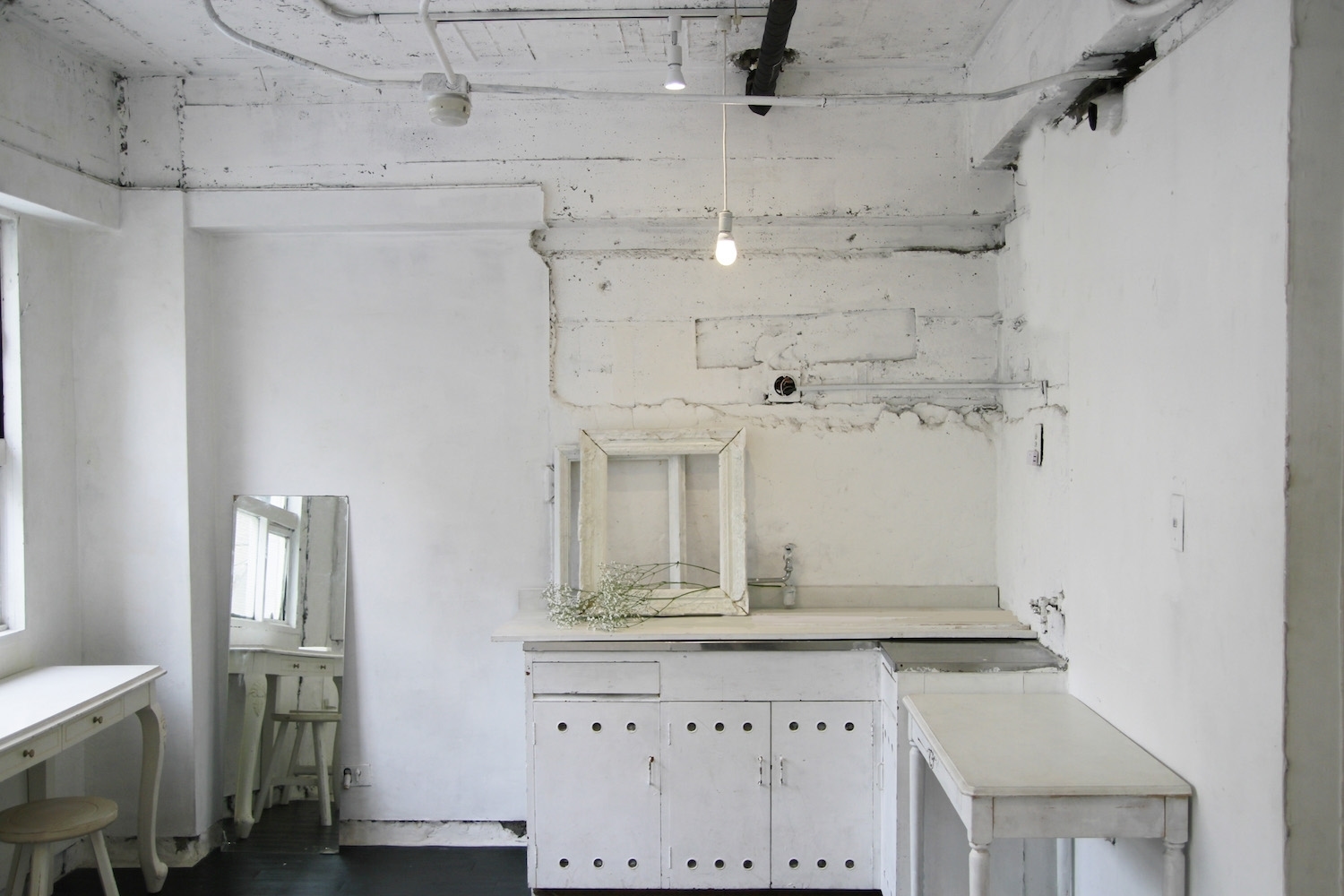 退廃的な雰囲気です