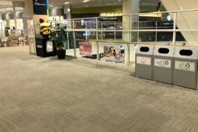 【ららぽーと磐田】2階 西共用部②の画像1