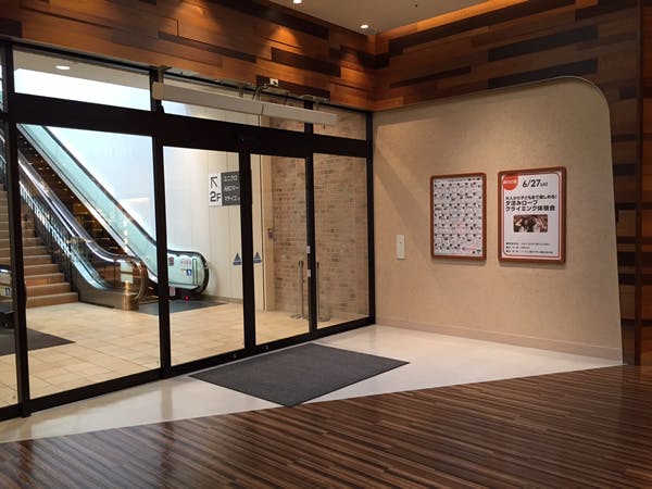 【BRANCH神戸学園都市】プロモーションや物販用途での利用が可能な商業施設内正面入り口横のイベントスペース