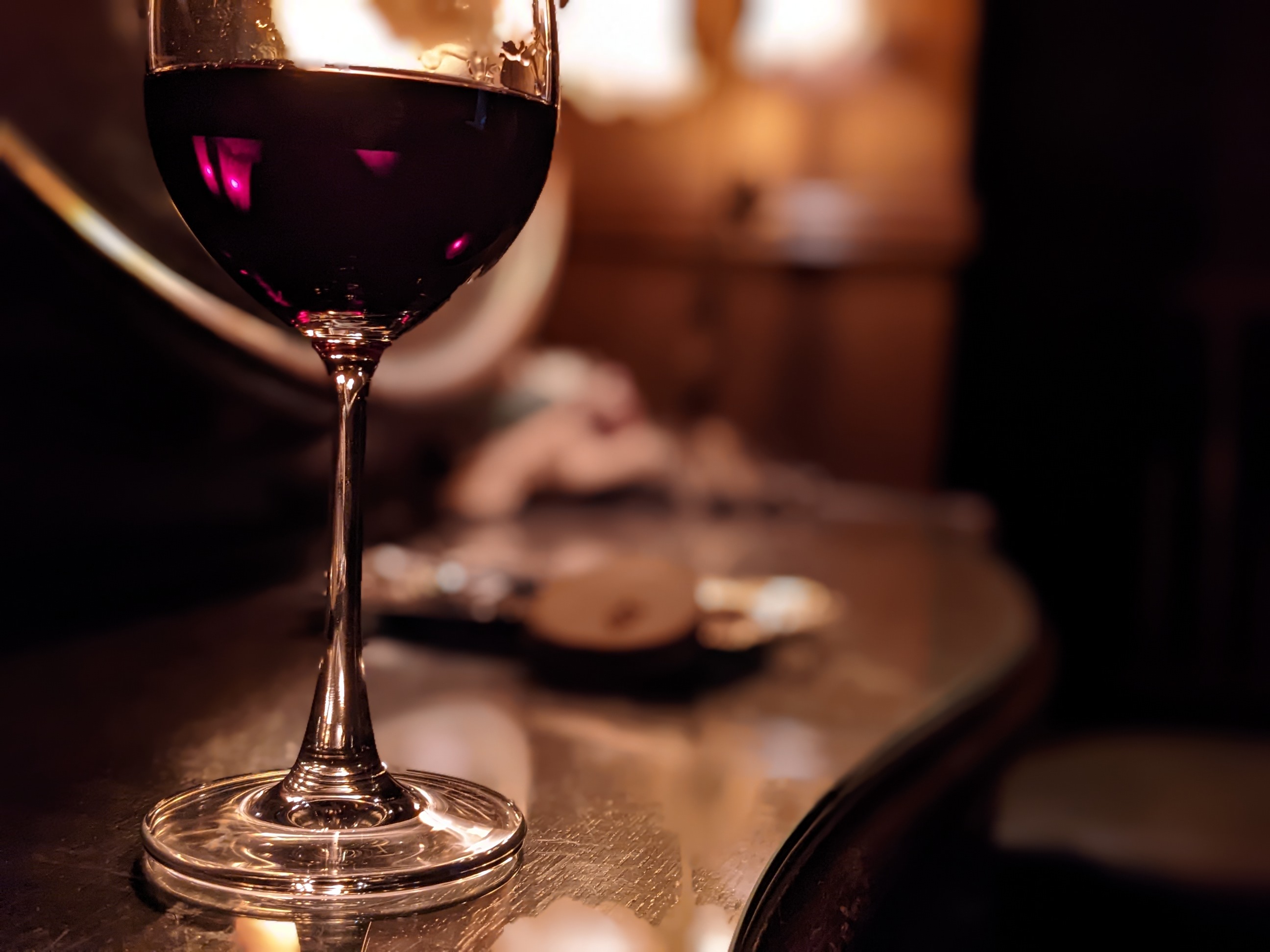 調光式の電灯で明るさ調整も容易