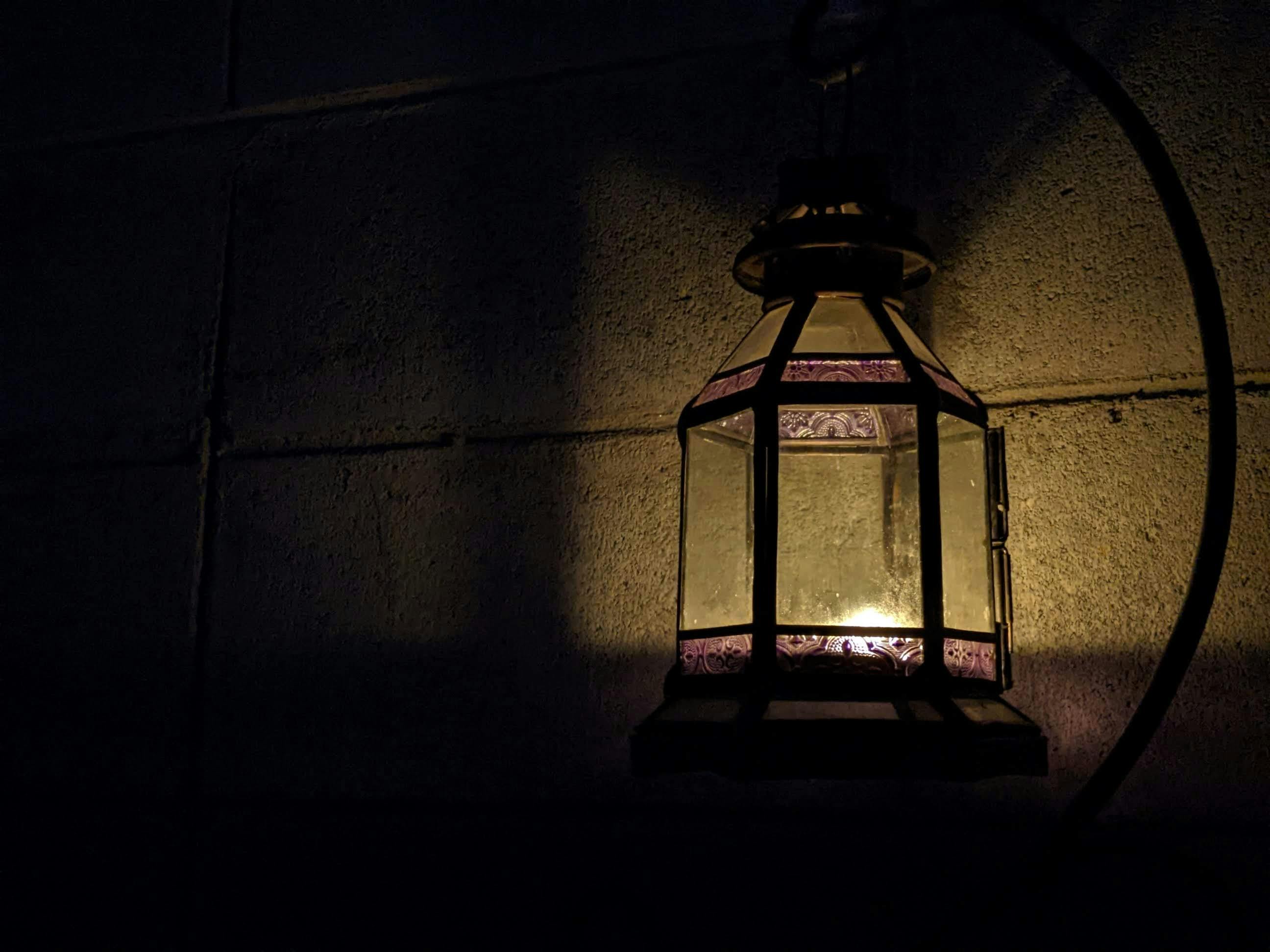 【日本橋駅6分】撮影や展示会に最適！アンティークな雰囲気と隠し扉で秘密基地感が漂うバーカウンター付きイベントスペース