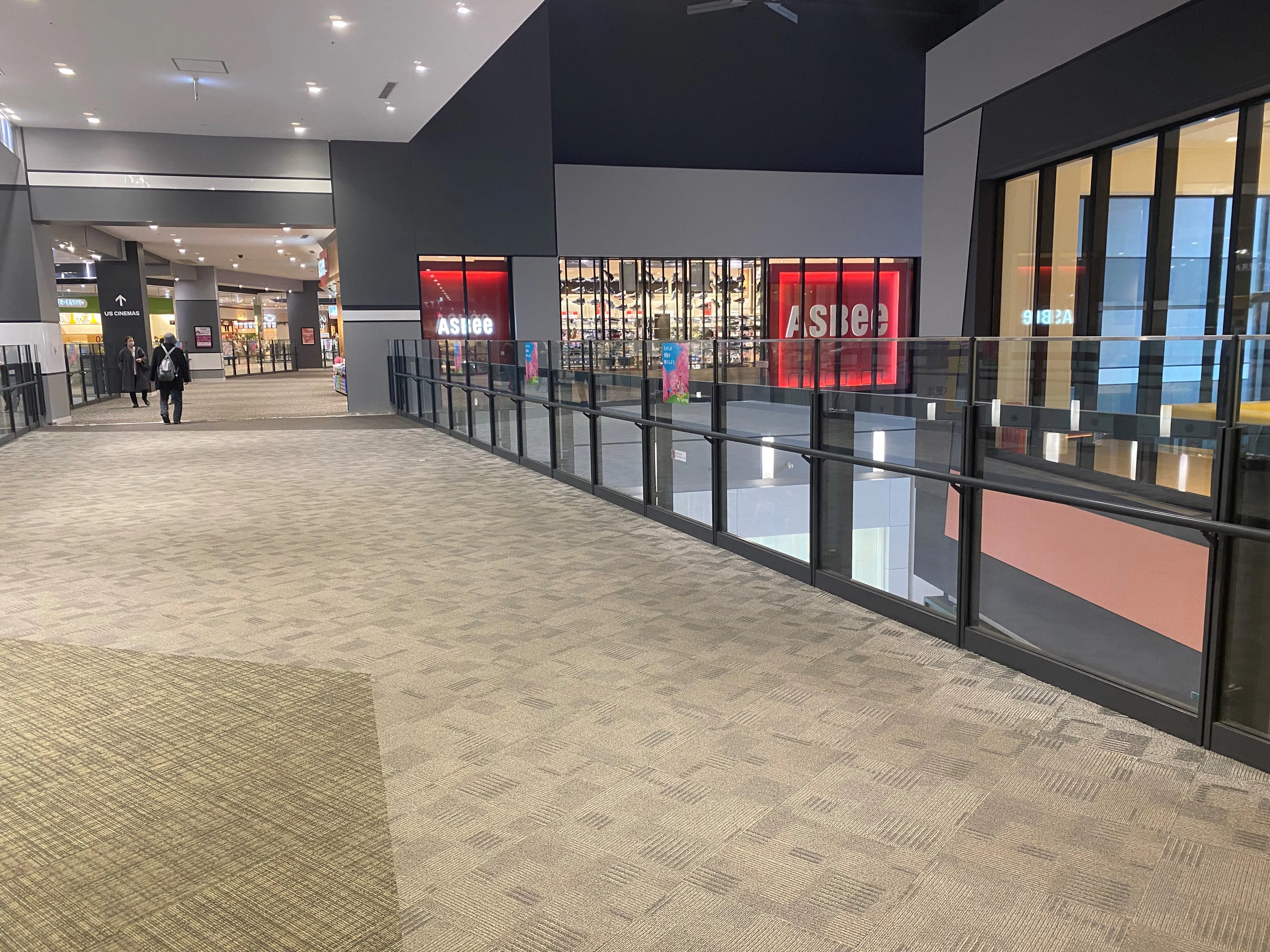 【イオンモール木更津】2F センターブリッジ