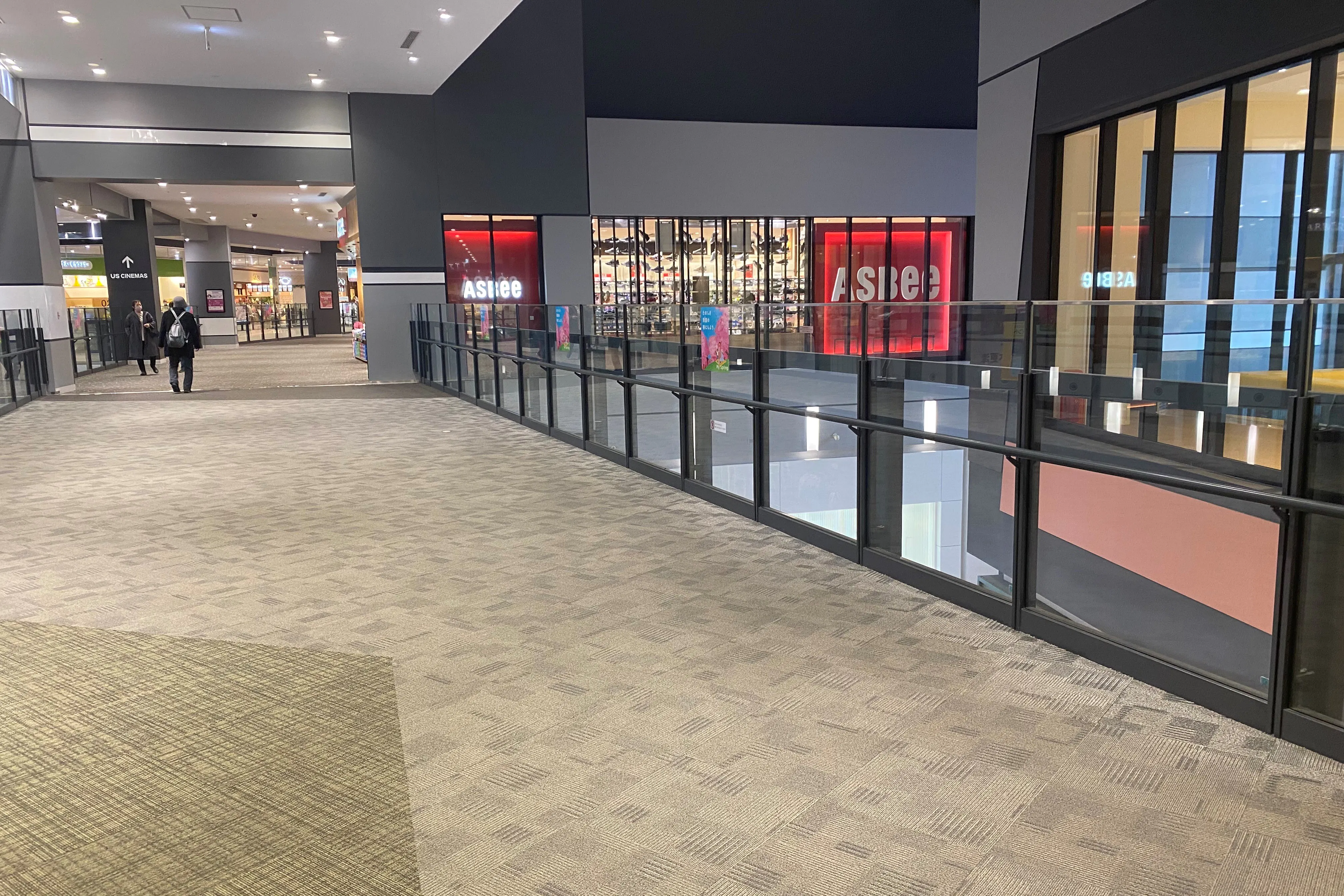 【イオンモール木更津】2F センターブリッジ