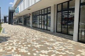 【SOCOLA所沢】1階屋外(メイン入り口脇) 販促プロモーションに最適な催事イベントスペース