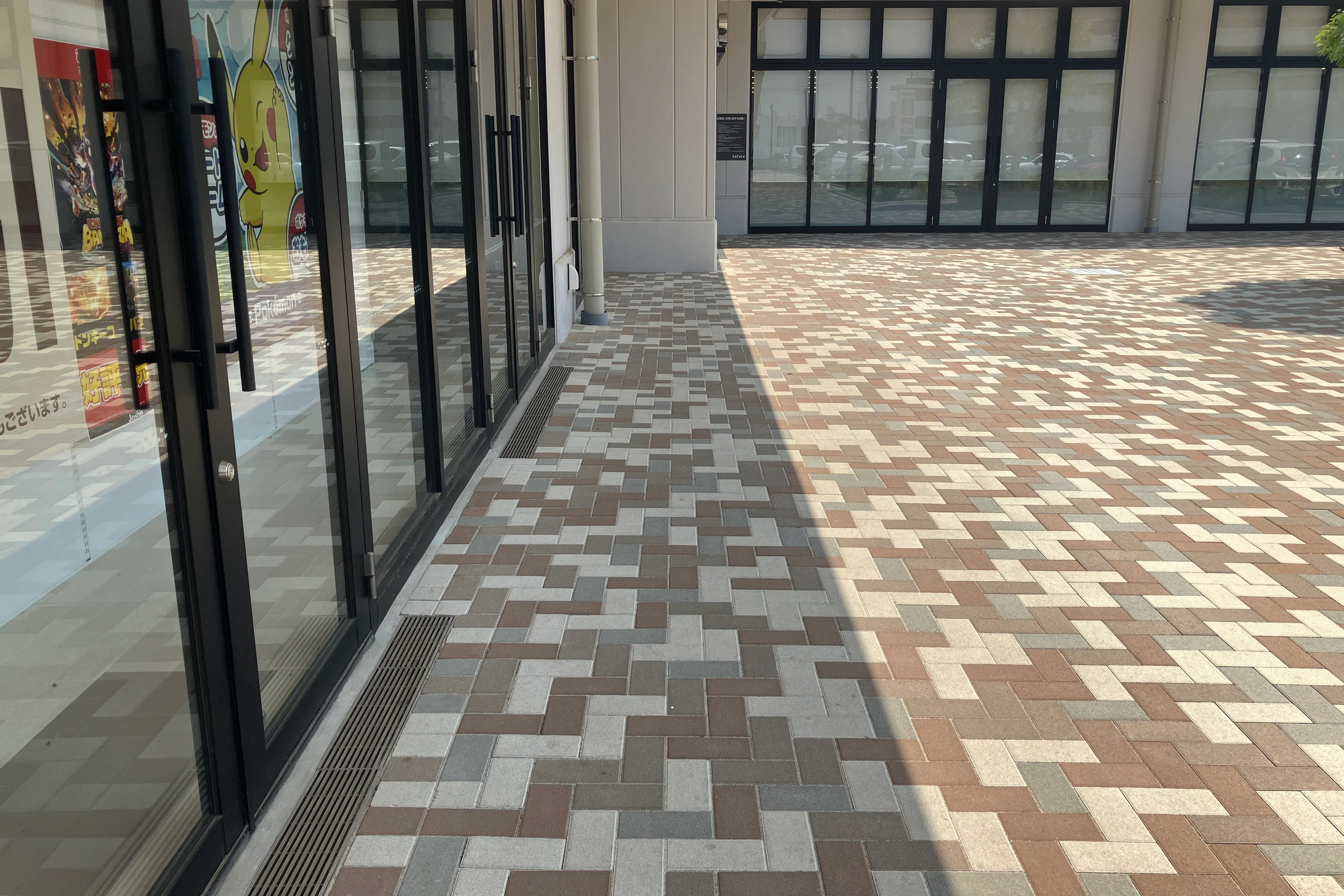 【SOCOLA所沢】1階屋外(メイン入り口脇) 販促プロモーションに最適な催事イベントスペース