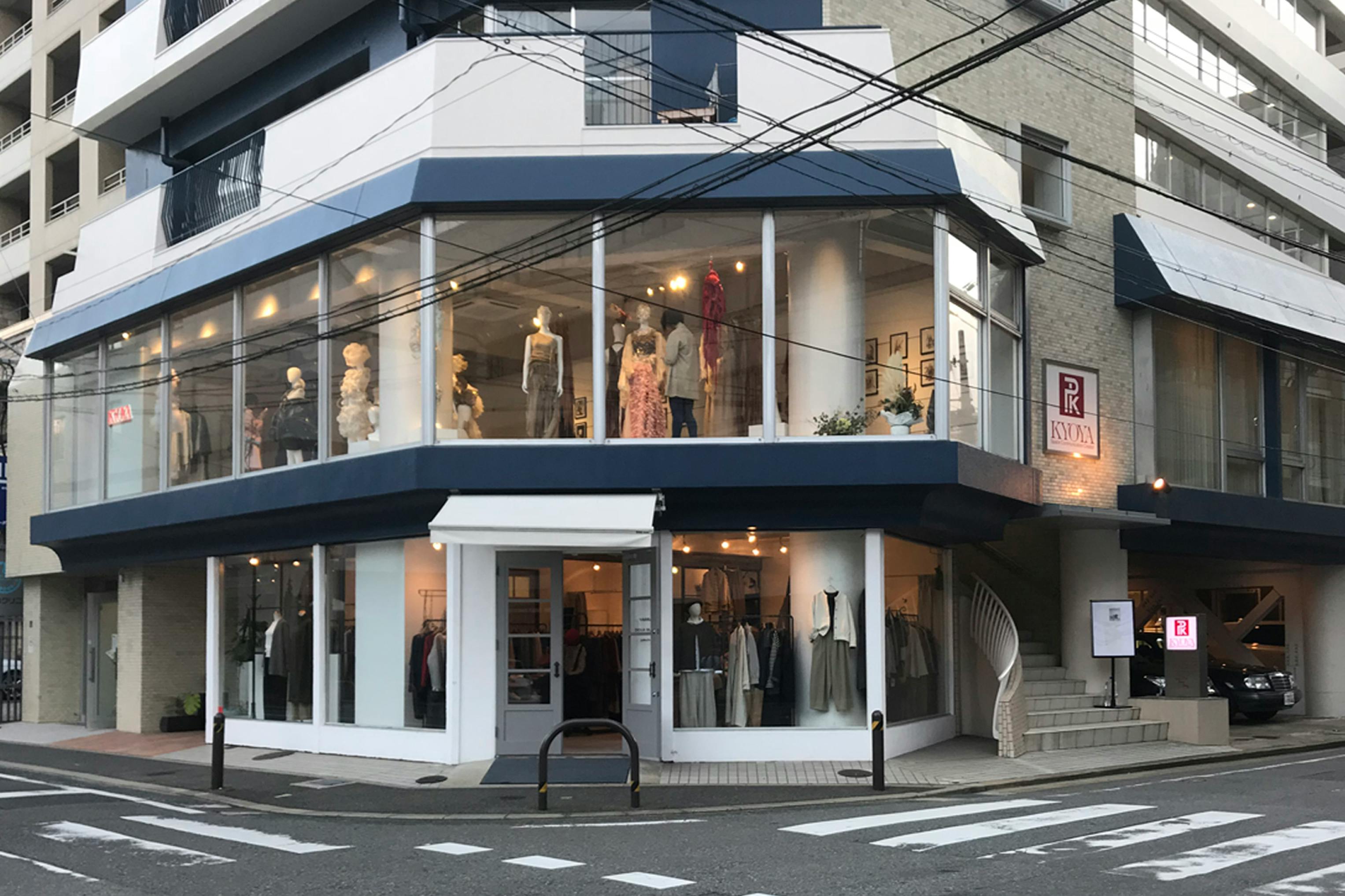 【薬院駅4分】展示会や個展に最適な薬院エリアにある清潔感あふれるレンタルスペース