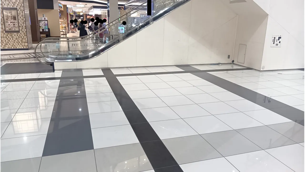 【イオンモール広島府中】1階　ムーンギャラリー