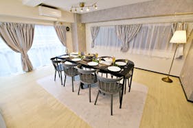 【新宿駅1分】オフサイトミーティングやクローズドイベントに最適な最大18名で利用可能なレンタルスペース