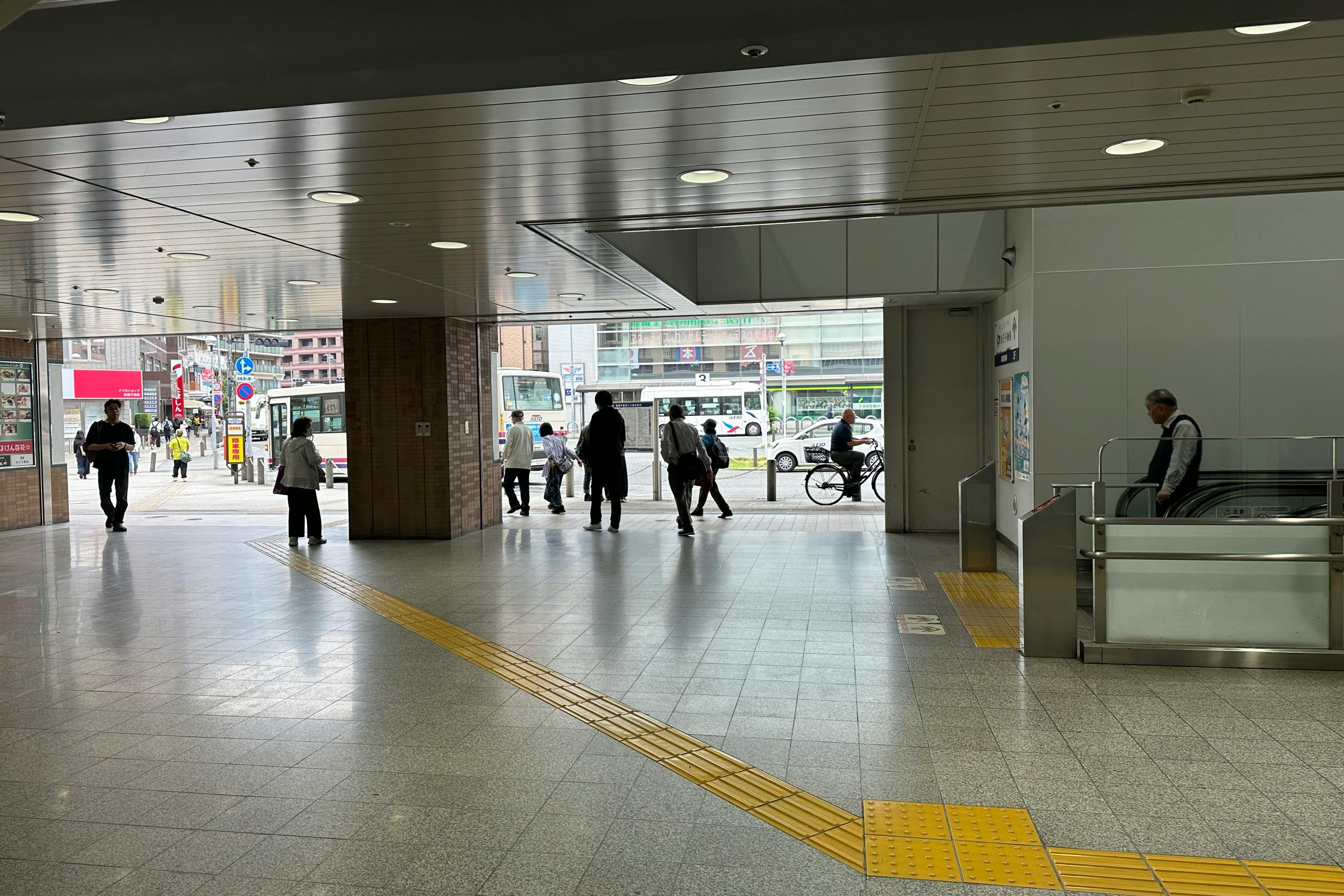 【京王高幡ショッピングセンター】高幡不動駅直結 物販・食物販のポップアップストアやプロモーションに最適な高幡ショッピングセンター1階のイベントスペース