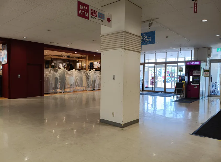 【イオン多賀城】サイクル側入口 販促プロモーションや物販に最適なスーパー店内催事イベントスペース