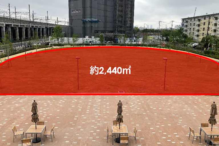 【ららテラスTOKYO-BAY】1F MIXI FUN PARK 芝生広場の画像2