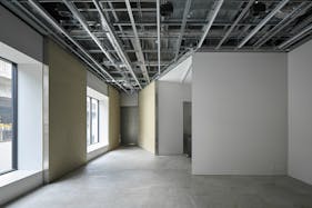 【下北沢駅2分】展示会・撮影に適した良好なアクセスとコンパクトながら開放的で洗練されたスペース