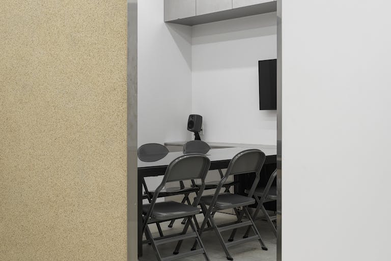 【下北沢駅2分】展示会・撮影に適した良好なアクセスとコンパクトながら開放的で洗練されたスペースの画像8