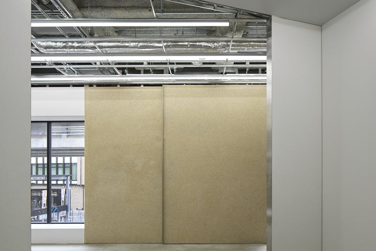 【下北沢駅2分】展示会・撮影に適した良好なアクセスとコンパクトながら開放的で洗練されたスペースの画像9