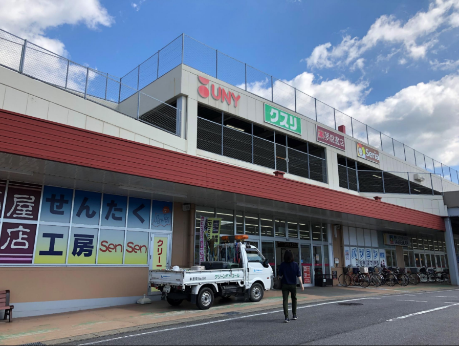 【ピアゴ幸田店】販促プロモーションや食物販に最適な1F入り口前のイベントスペース