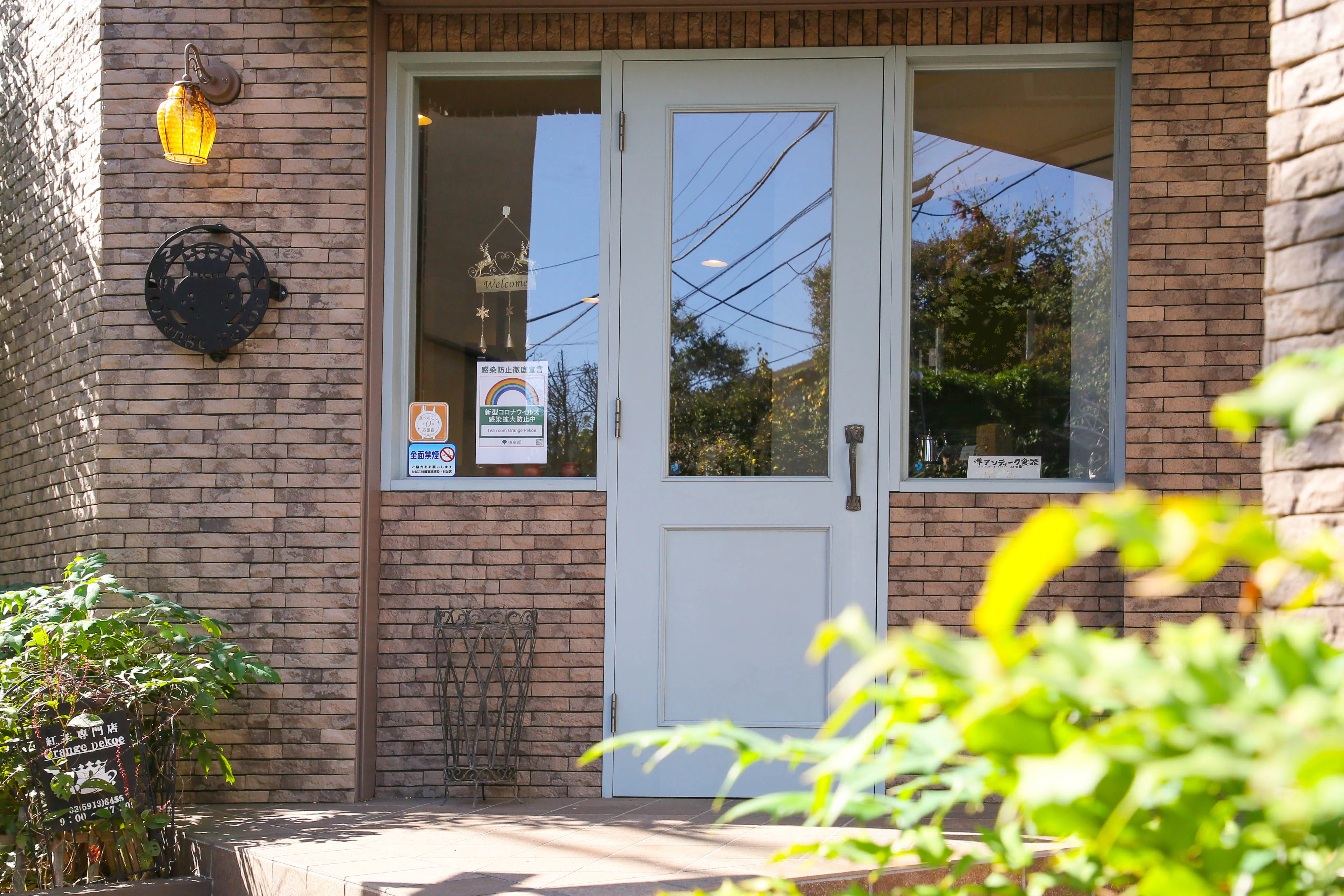 【東高円寺駅5分】ポップアップストアや展示会利用可能なアンティーク風のエレガントなカフェ空間のレンタルスペース