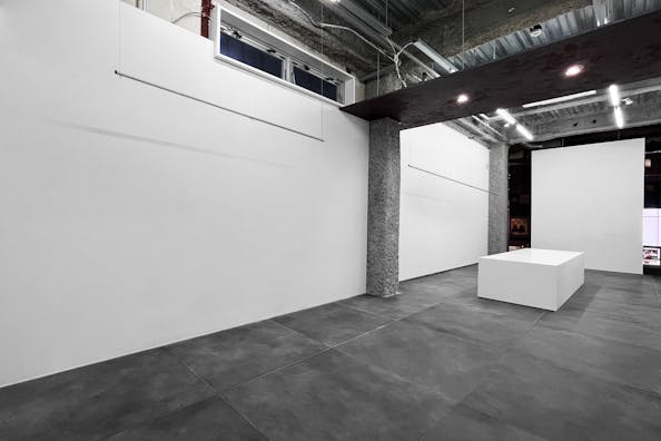 【明治神宮前駅1分|明治通り至近】展示会・ポップアップ向け2階スペース