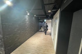 【ピアザ松戸/松戸駅東口直結】喫煙具のプロモーションイベントに最適な駅出口直結の商業施設9階にある喫煙所横のイベントスペース