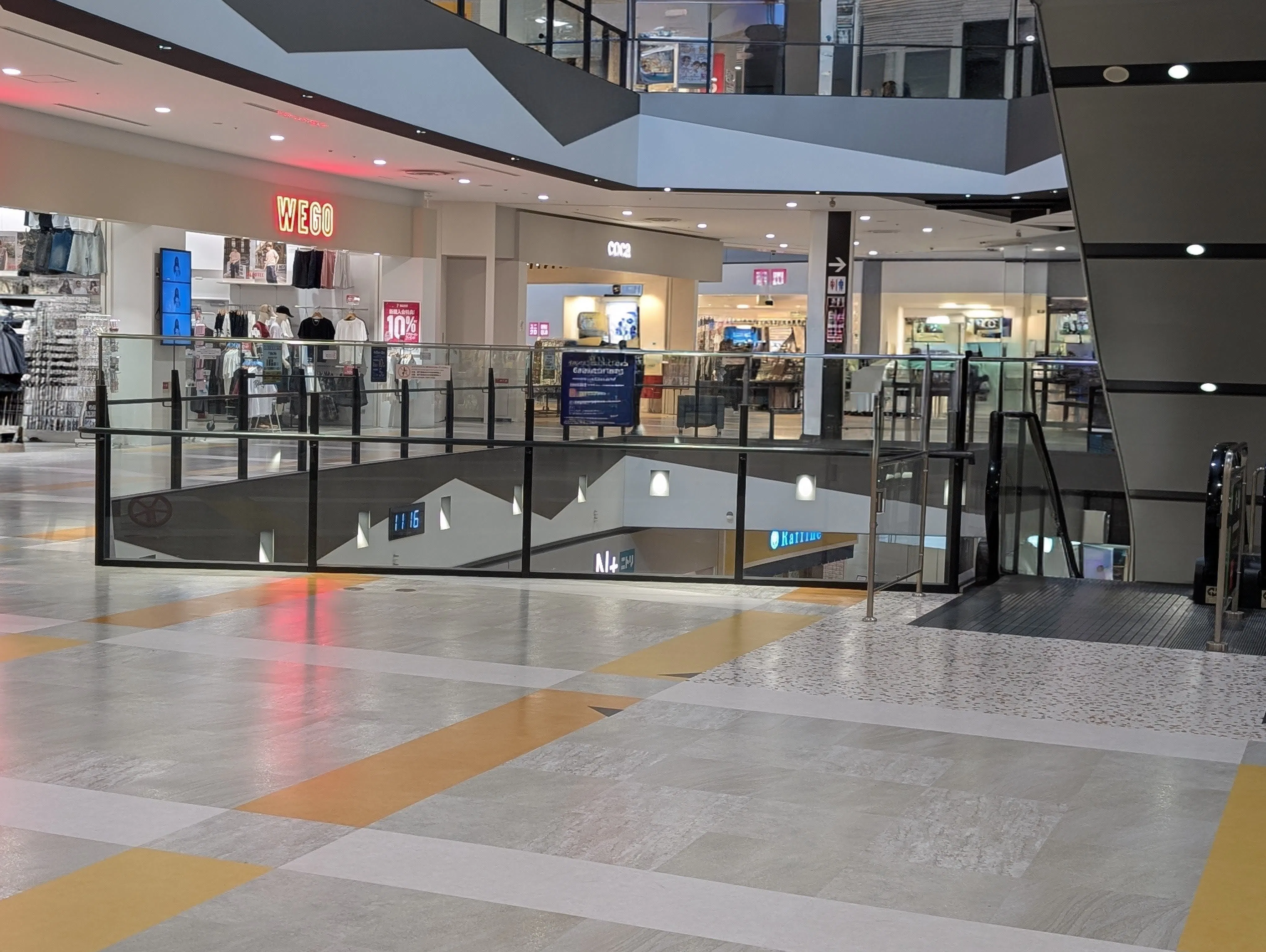 【イオンモール堺鉄砲町】2Fセンターブリッジ
