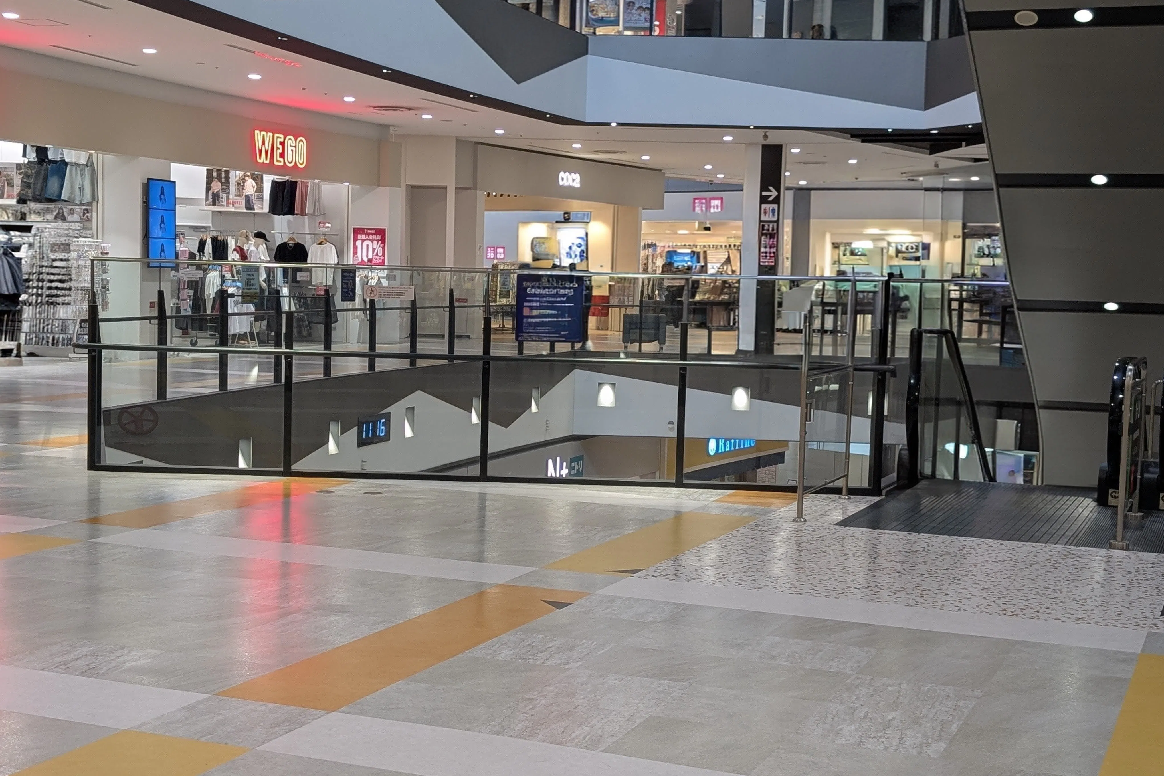 【イオンモール堺鉄砲町】2Fセンターブリッジ
