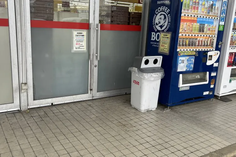 【一号舘東員】販促プロモーションに最適な屋外軒下スペース