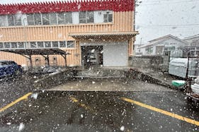 【一号舘東員】販促プロモーションに最適な屋外軒下スペース