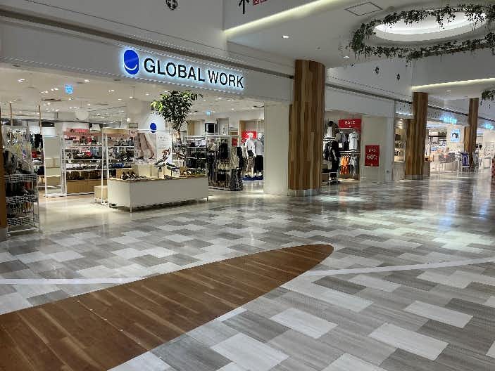 【ノースポート・モール】「2F-5区画（センターアベニュー：３コインズプラス奥側）」ファッション・アパレル関連のポップアップストアやプロモーションに適したイベントスペース