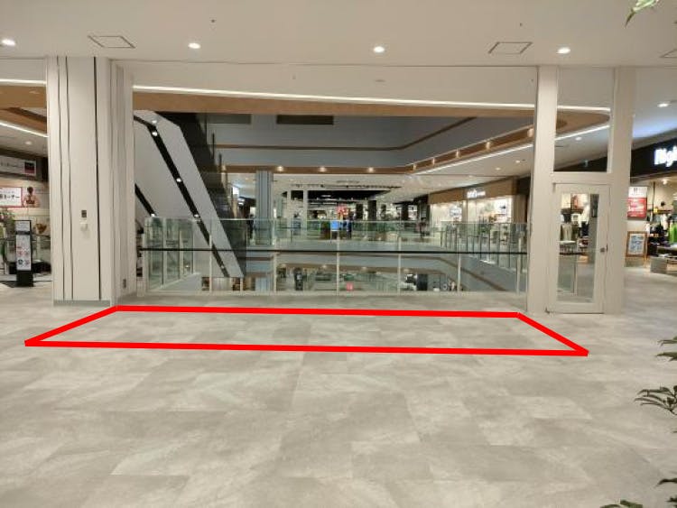 【イオンモール豊川】3F イーストブリッジの画像