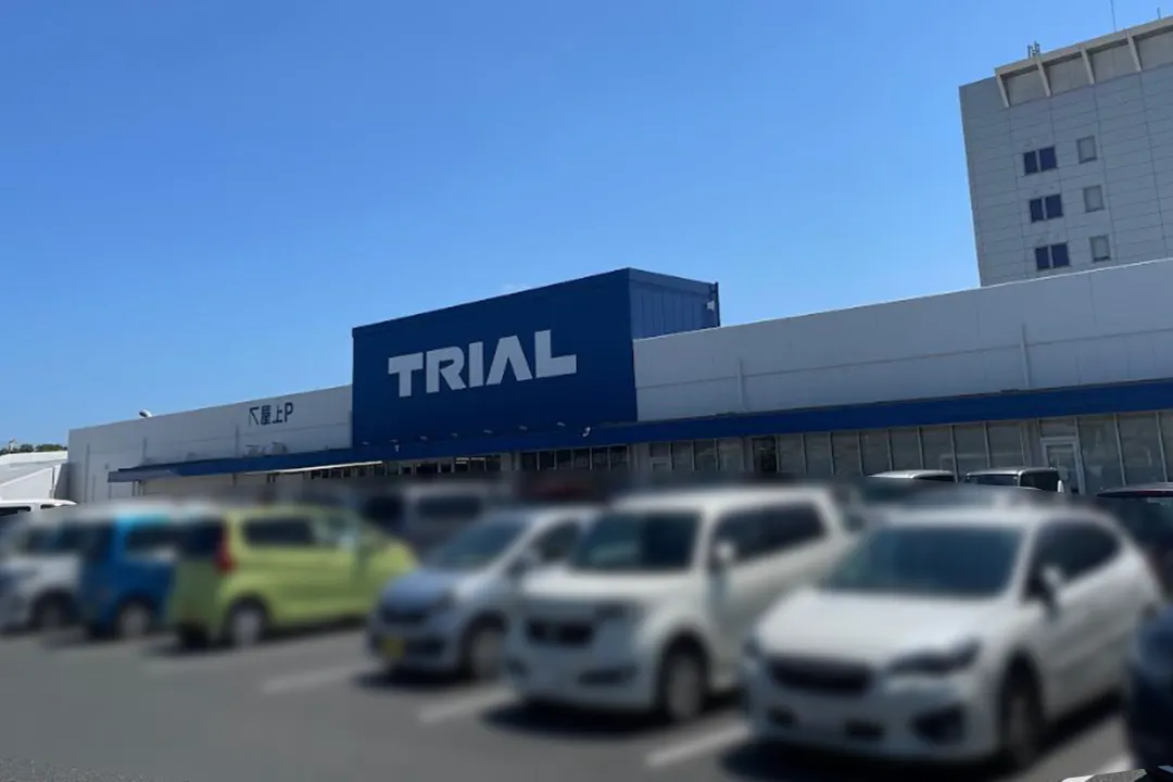 【スーパーセンタートライアル八幡東田店】キッチンカー出店限定/屋外 Ⓐキッチンカースペース【入口正面左側】