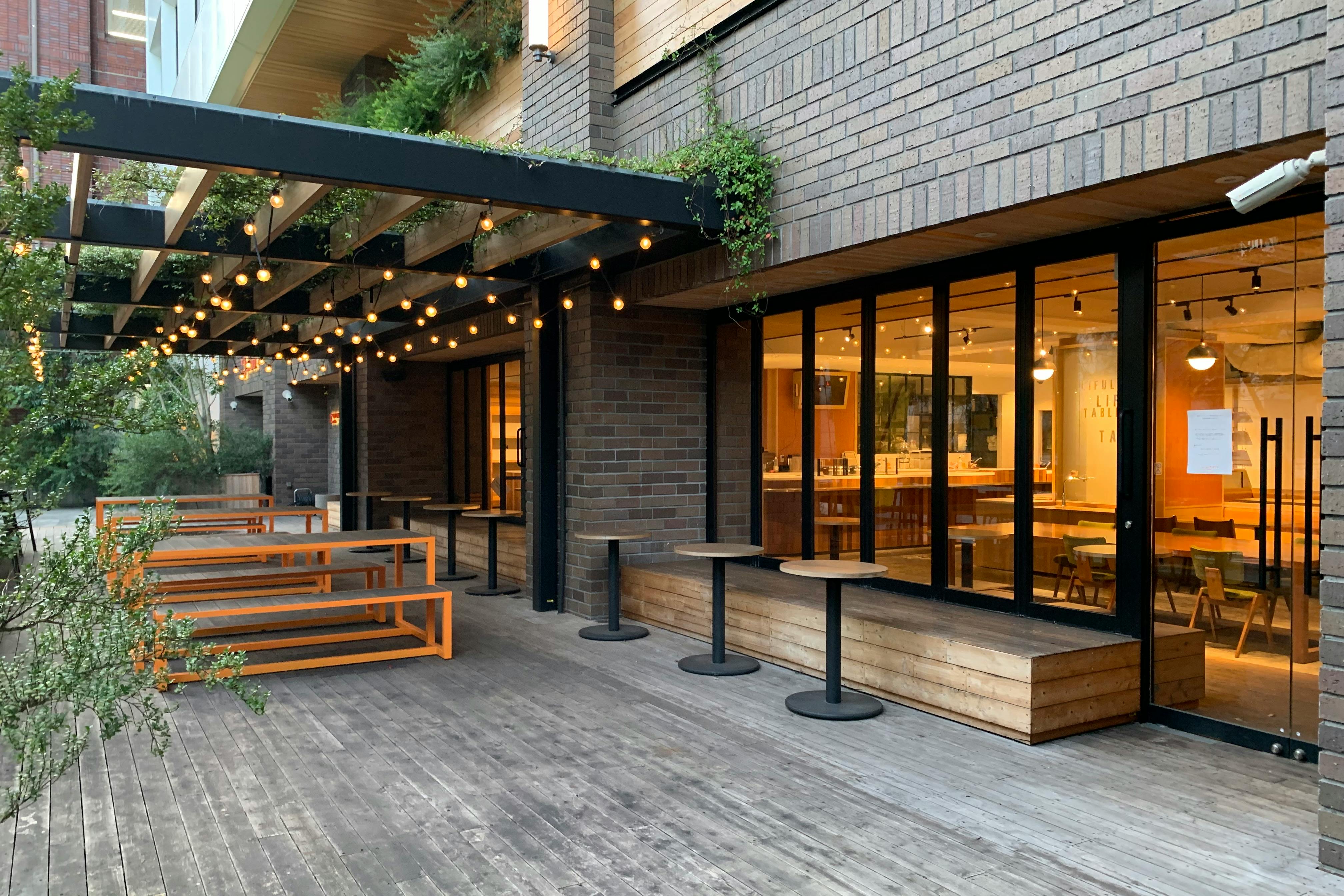 【半蔵門駅2分】展示会やポップアップストアに適した開放感溢れるナチュラルな雰囲気のイベントスペース