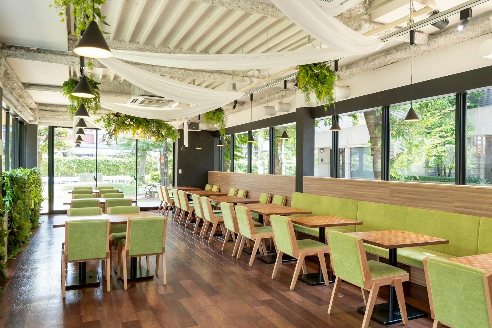 【恵比寿駅3分】 動画やロケ撮影、交流会にもおすすめ!様々な用途で利用できる爽やかで開放的なレンタルスペース「Relax CAFE」