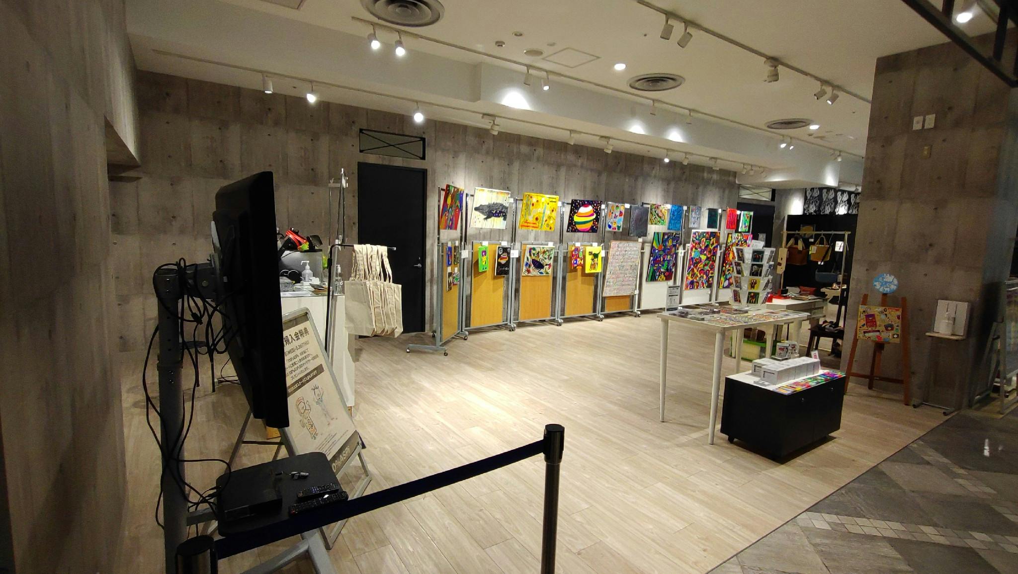 【渋谷モディ】1階 カレンダリウムD01【物販・PRイベント】入口すぐ、視認性がよく人通りの多い好立地スペース