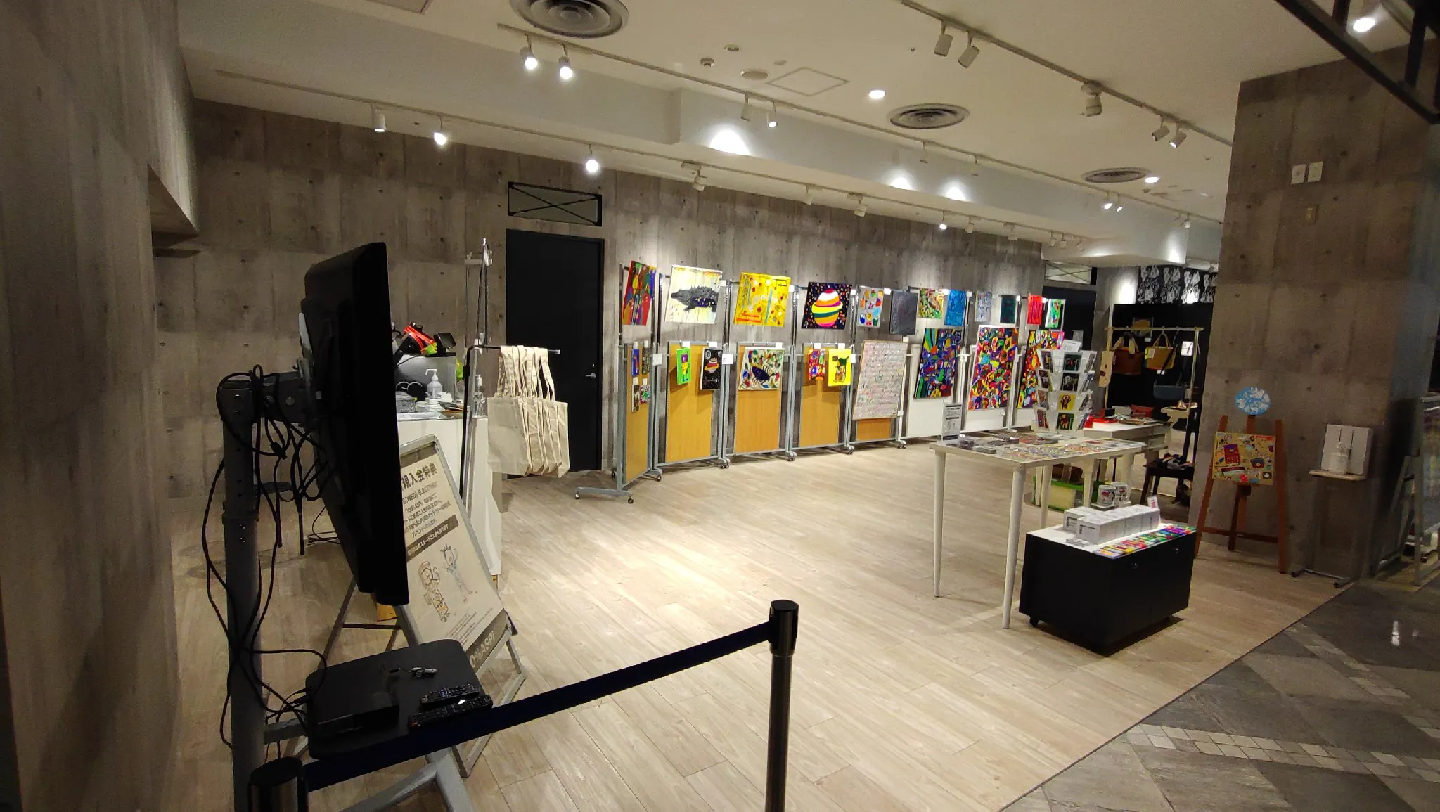 【渋谷モディ】1階 カレンダリウムD01【物販・PRイベント】入口すぐ、視認性がよく人通りの多い好立地スペース