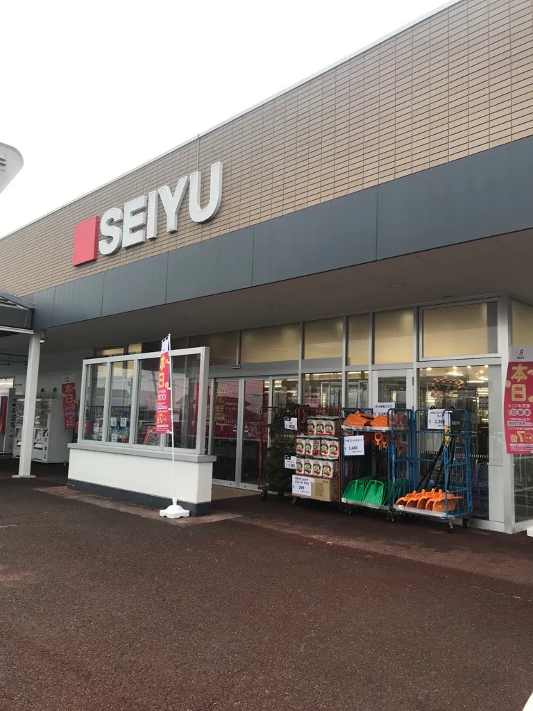 【西友　長野北店】店頭（軒下）　プロモーション用途や物販、食物販のポップアップストアに最適なスーパー屋外軒先の催事イベントスペース