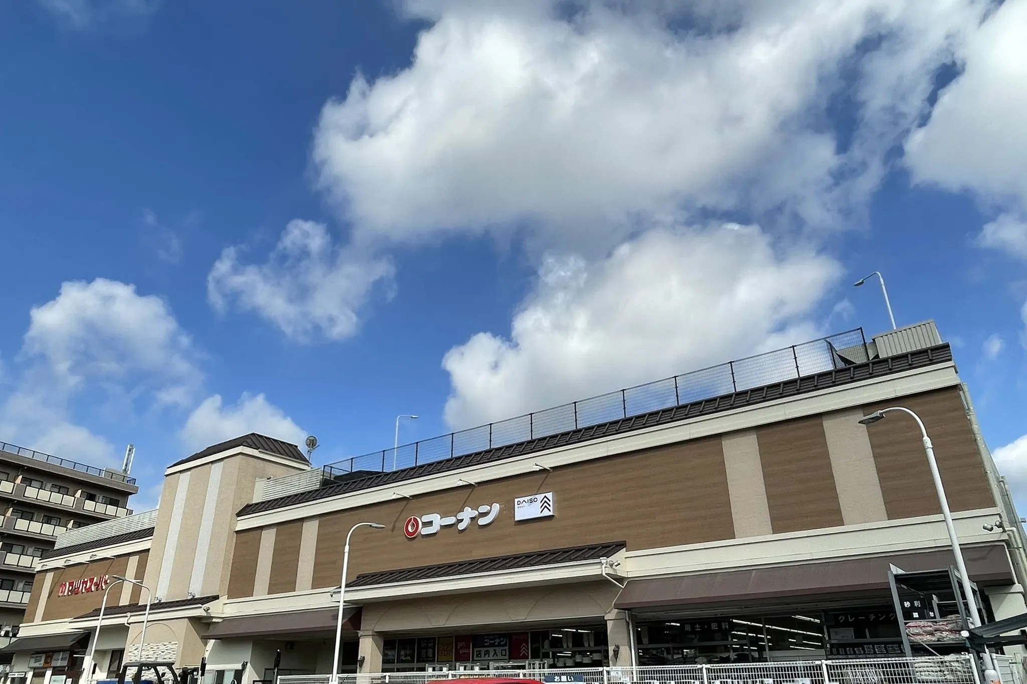 【コーナン 西野山】各種プロモーションイベントに最適なホームセンター内のイベントスペース