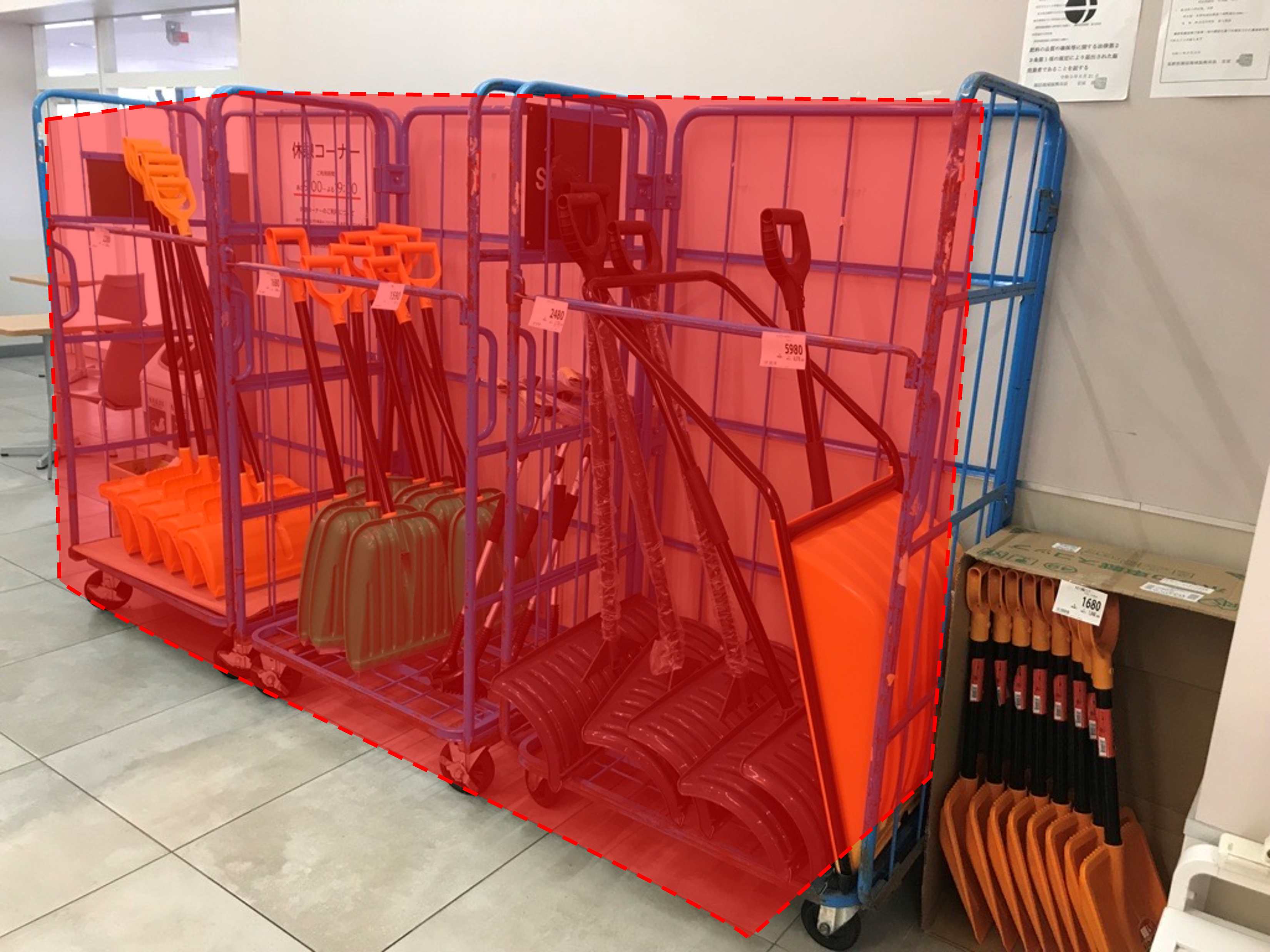 【西友　富士見店】休憩コーナー　プロモーション用途や物販、食物販のポップアップストアに最適なスーパー店内催事イベントスペース