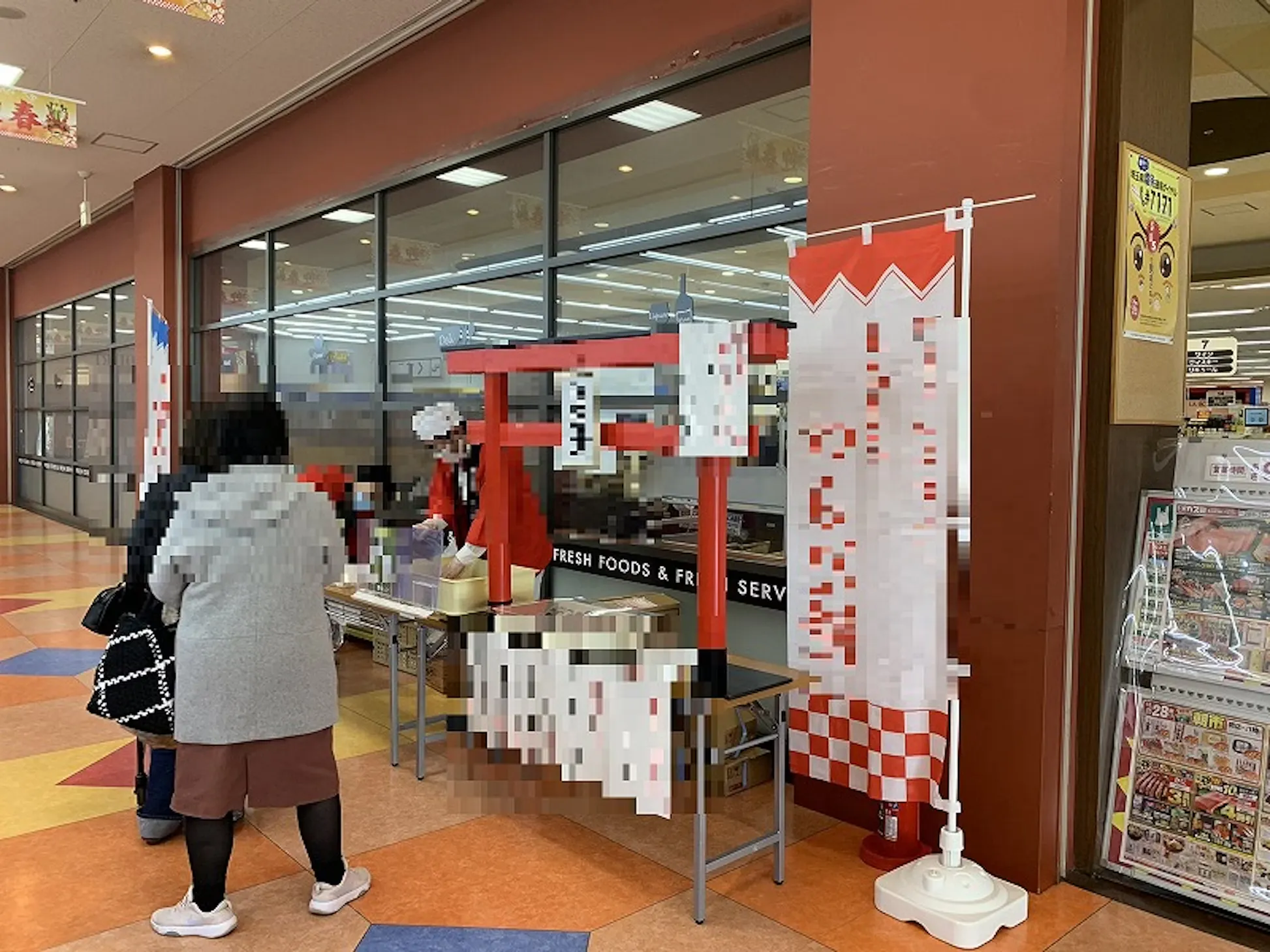 【ヘイワールド!!/メイン通路C】物販や食物販、プロモーションイベントに最適な地域密着型商業施設の通行量が多いメイン動線沿いのイベントスペース