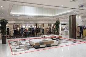 【アミュプラザおおいた】ファッション関係の雑貨や、アパレル商品の物販催事に適したコンパクトなイベントスペース2F POPUPスペース(マウジー前)