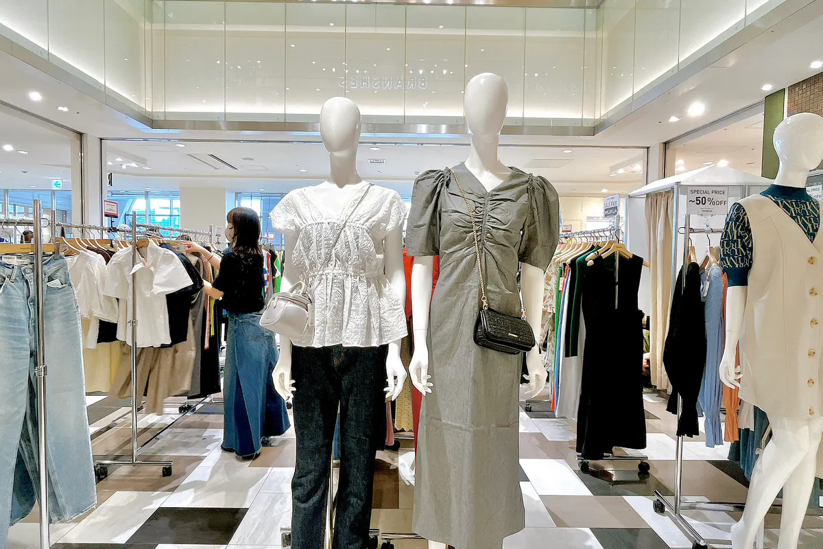 【アミュプラザおおいた】ファッション関係の雑貨や、アパレル商品の物販催事に適したコンパクトなイベントスペース2F POPUPスペース(マウジー前)