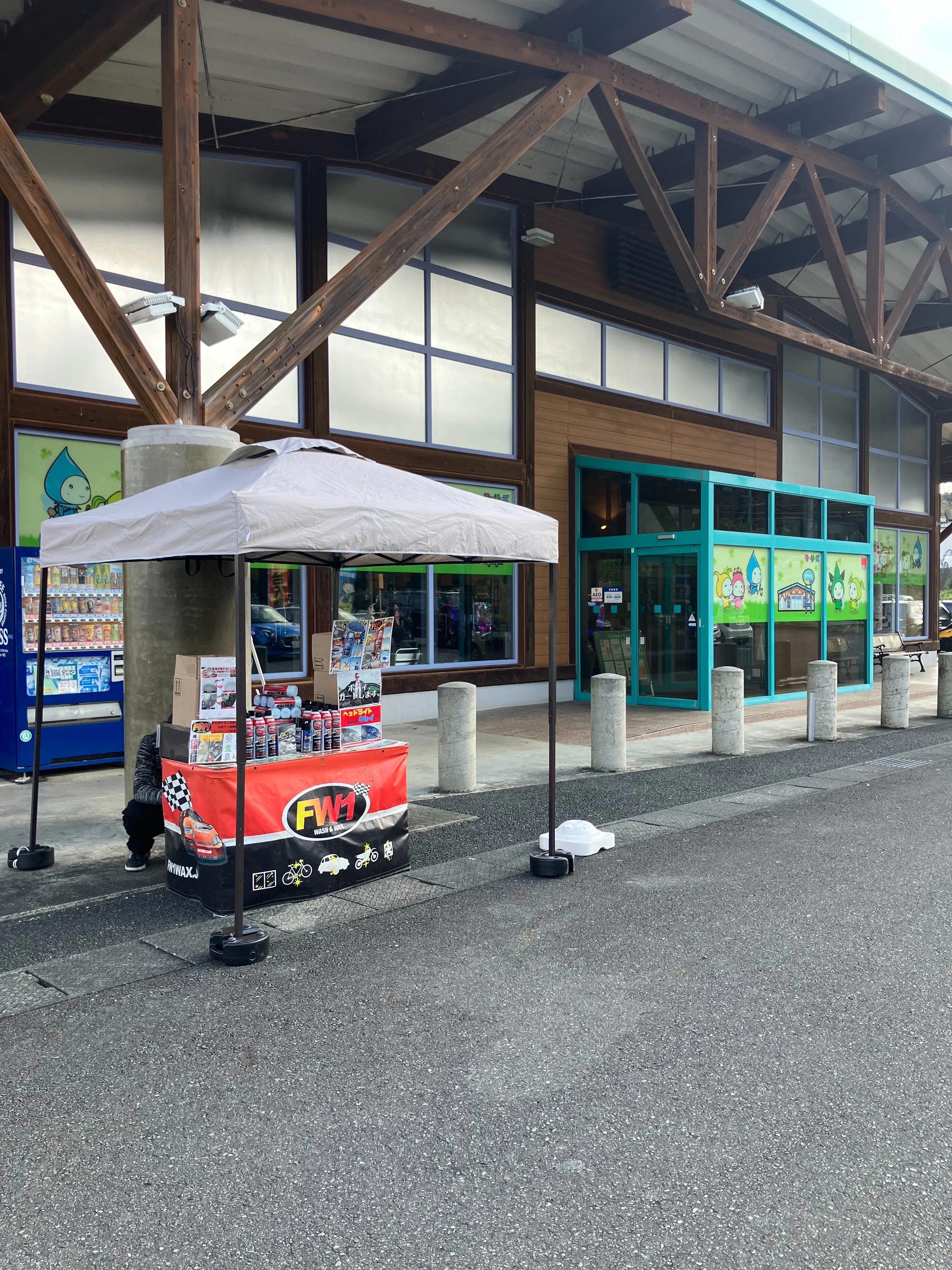 【ダイナム静岡伊東店ゆったり館】キッチンカーでの出店に最適なアミューズメント施設のイベントスペース