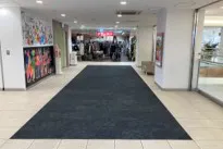 【東急プラザ新長田】「2F 螺旋階段横 」2F中央階段すぐ!ポップアップストアやPRイベントに最適な視認性の高いイベントスペース