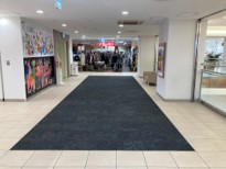 【東急プラザ新長田】「2F 螺旋階段横 」2F中央階段すぐ！ポップアップストアやPRイベントに最適な視認性の高いイベントスペース