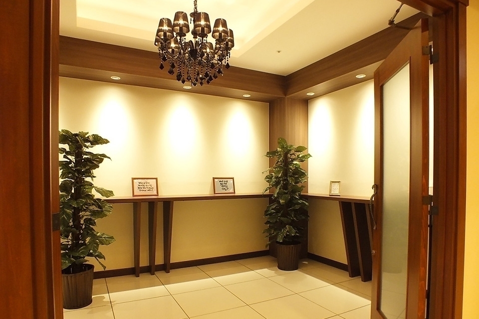 広々としたエントランス有（【ヒルトンホテルB1F】完全貸切スペース）