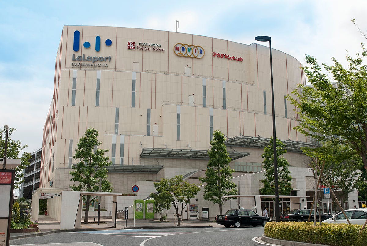 【MOVIX柏の葉】プロモーションに最適!顧客にリーチしやすい映画館内のイベントスペース(2㎡)